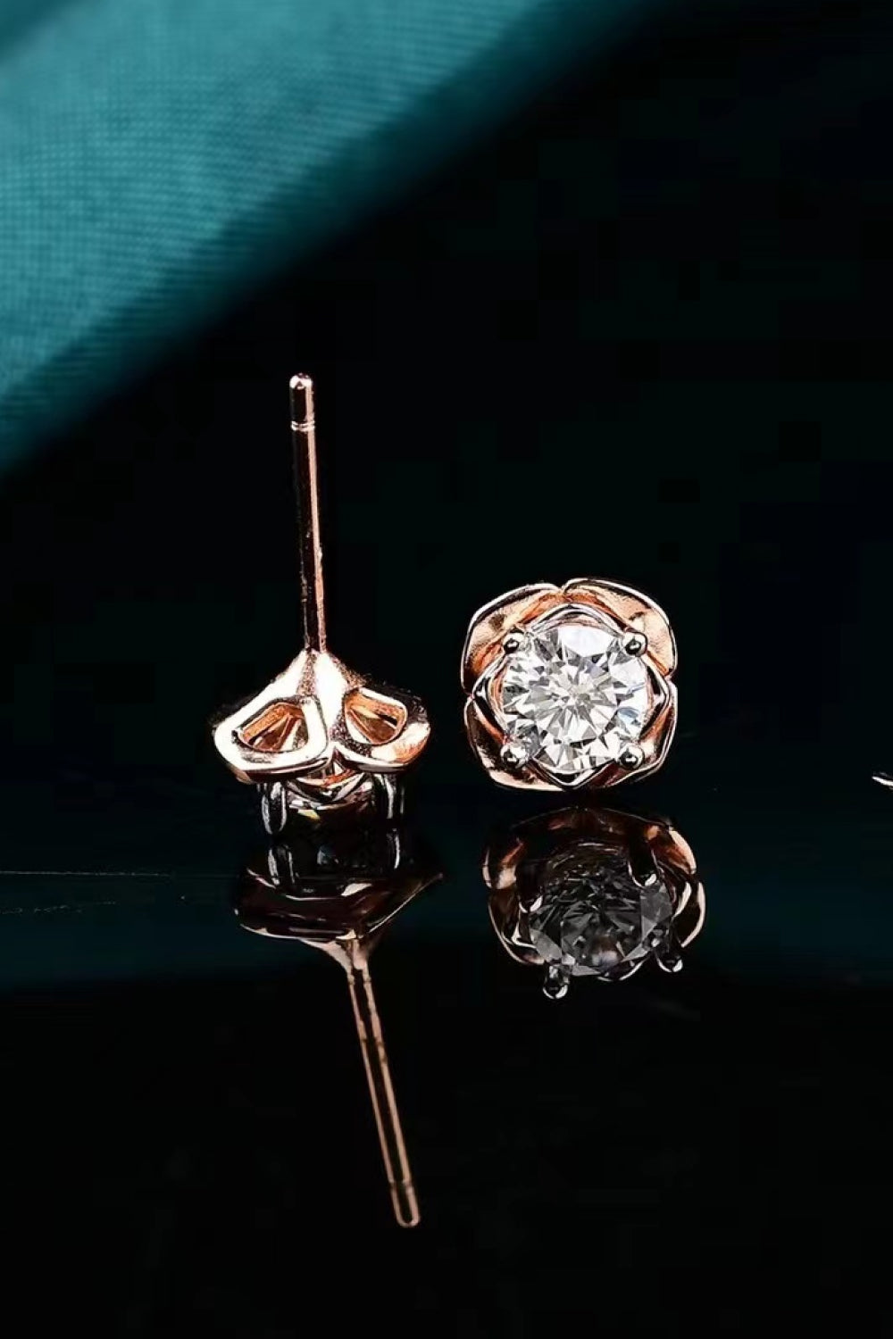 1 Carat Moissanite 18K Rose Gold-Plated Stud Earrings
